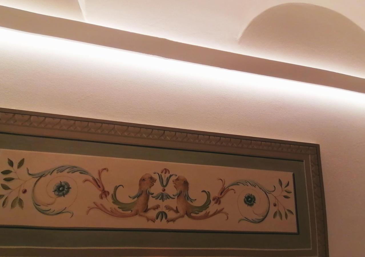Palazzo Cortesi Macerata megye Kültér fotó
